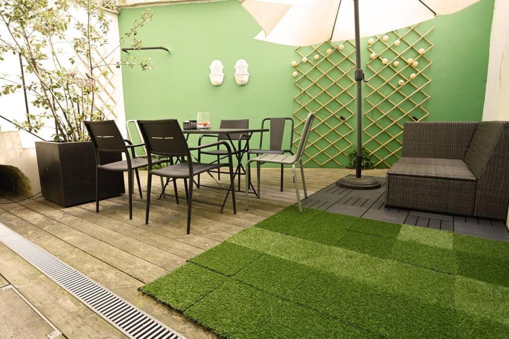 Superb 3 Bedroom & 3 Bathroom Duplex In Brussels City Centre Luaran gambar