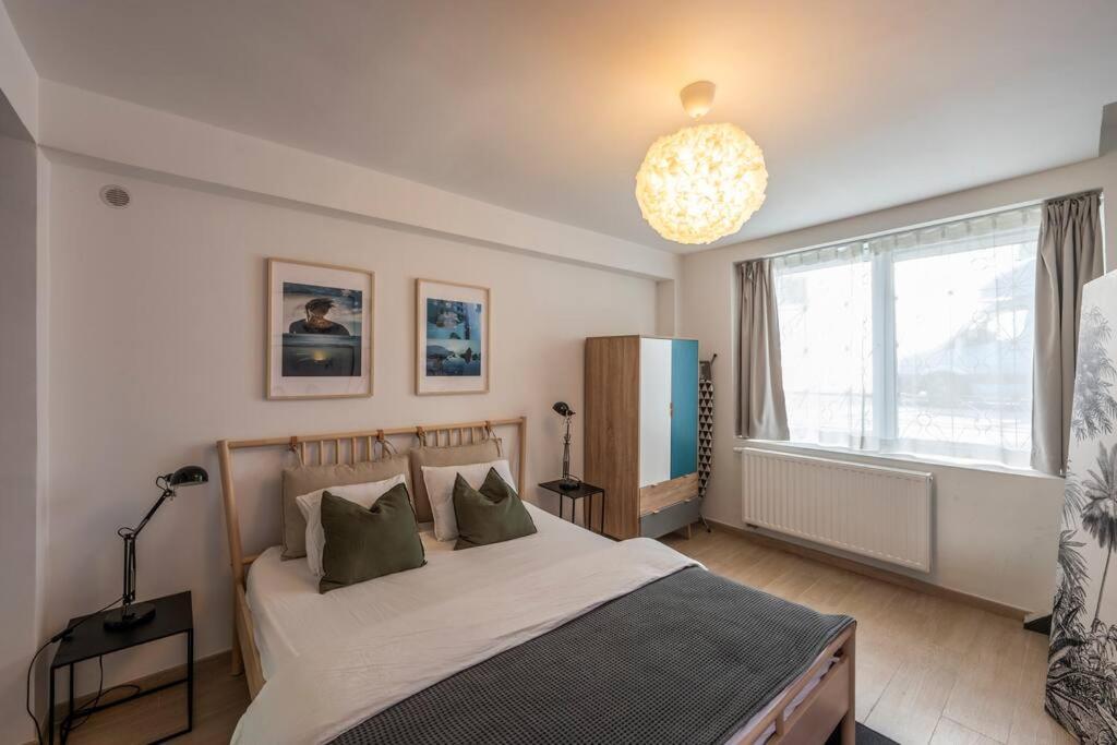 Superb 3 Bedroom & 3 Bathroom Duplex In Brussels City Centre Luaran gambar